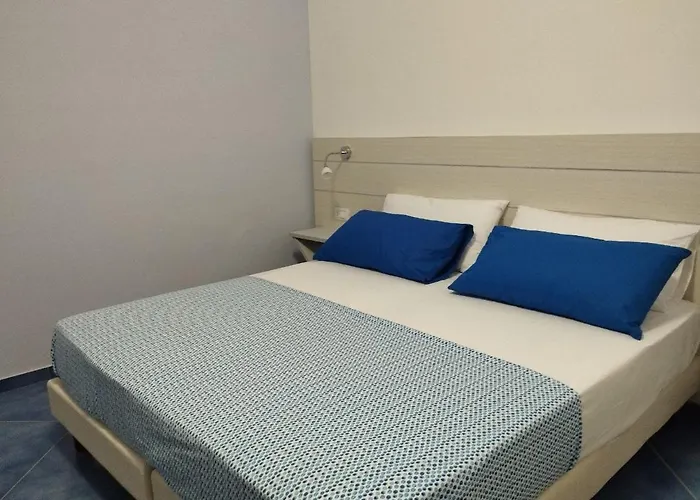 La Giara فندق زامبروني